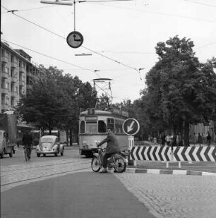Pläne der Stadtverwaltung zum Ausbau und Umbau der Ettlinger Straße.