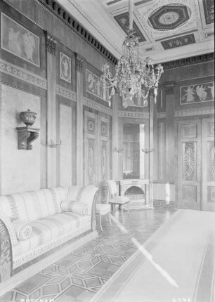 Stadtschloss — Etrurisches Zimmer (Raum 16)