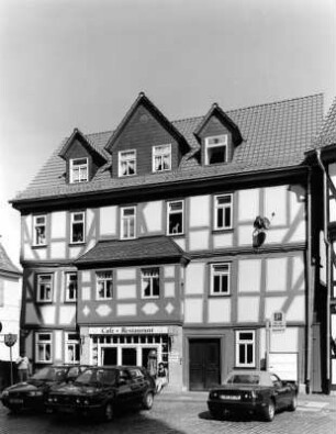 ehem. Schule; Alsfeld, Kirchplatz 2
