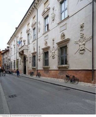 Palazzo Bevilacqua Boschi & Palazzo Bevilacqua Costabili
