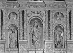 Hochaltar, Detail: Madonna
