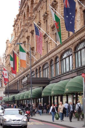 Fassade Luxus-Kaufhaus Harrods