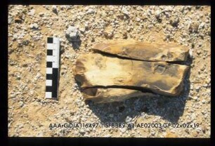 Angeschlagene Flintplatte Ä02/03