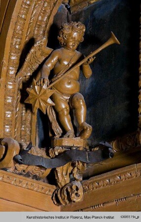 Putti als Allegorien der vier Elemente : Putto mit Fanfare und Stern