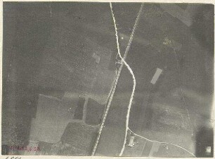 Bahnübergang südlich Holzkirchen (1700 m)