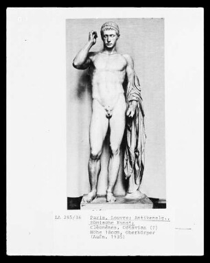 Sogenannter Germanicus (Römer, der Form nach an Merkur orientiert)
