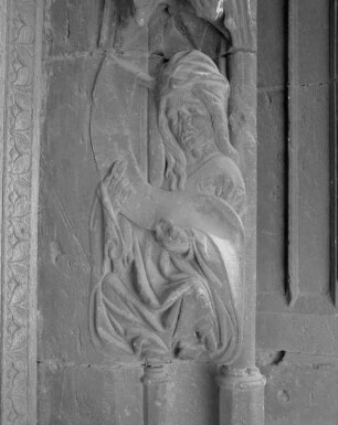 Portal mit Vorhalle — Rechter Portalpfosten — Prophet
