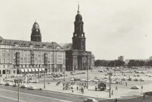 Dresden-Altstadt, Altmarkt 2/6. Ostseite mit Wohn- und Geschäftshäusern und Kreuzkirche