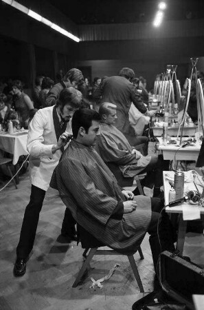Lehrlingsfrisieren der Friseurinnung Karlsruhe in der Durlacher Festhalle