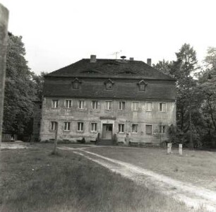 Viereichen-Altliebel. Herrenhaus (Wohnhaus, 1818). Eingangsfront
