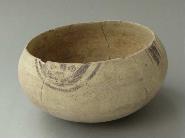 Clay bowl