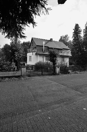 Wohnhaus; Grebenhain, Jean-Berlit-Straße 18