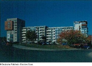 Wohnhäuser mit Büro der Wohnbau Nordwest Dresden (Nr. 10 b)