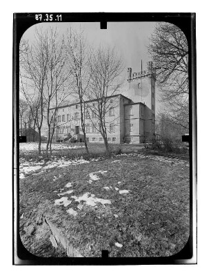 Märkisch Wilmersdorf. Gutshaus (1801, Umbau 1901). Eckansicht