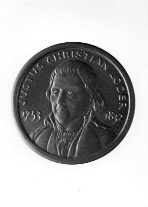 Justus Christian Loder, 1753-1832 : Justus Christian Loder, 1753-1832. Medaille. Böttgersteinzeug. Vorderseite mit Portrait und Inschrift