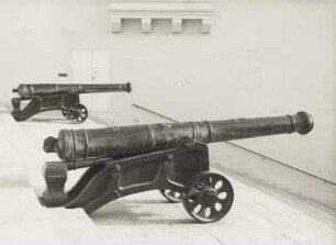 Kanone (Feldschlange) : Zwei Kanonen (Feldschlangen) (um 1700)