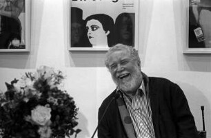 Berlin-Mitte : In Berlin-Mitte, Brecht-Haus, Abschluss der Dichterleben-Reihe, Richard Pietrass - R.P.: "Festhalten eines glücklchen Moments"; Bild: Daniela Comani