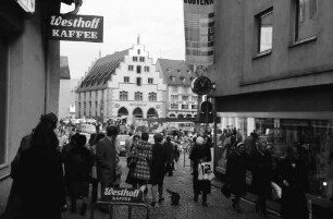 Freiburg: Durchblick zum Kornhaus von der Dreherstraße