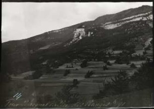 Vallée des Bauges. Blick auf die Tours Saint-Jacques