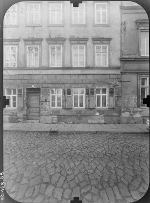 Dresden-Neustadt, Wolfsgasse 7. Wohnhaus (M. 19. Jh.). Straßenfront (Teilansicht)