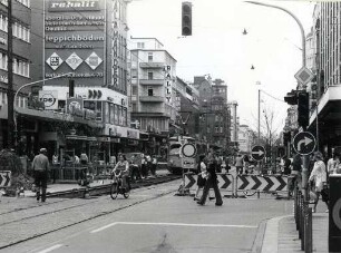 Privatgebäude, Straßen und Plätze in Karlsruhe. Kaiserstraße/Ecke Ritterstraße