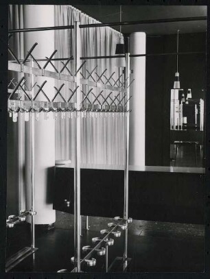 Stadthalle, Mülheim an der Ruhr Umbau: Garderobe / Eingangsgeschoss