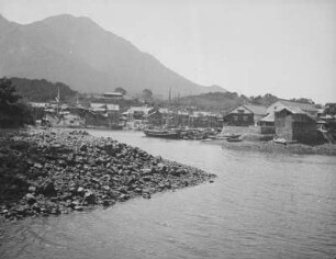 Hafen von Shimabara : Blick zum Ort