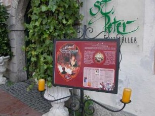 Salzburg, Werbung für historisches Mozart-Essen im Stiftskeller St. Peter