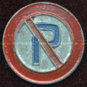 WHN-Abzeichen, Verkehrszeichen: Parkverbot, Straßensammlung im Gau 44 Reichskommissariat Niederlande am 23. und 24. Januar 1942