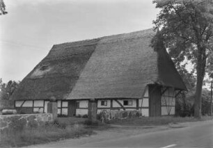 Bauernhaus : Ahrenshoop? Bauernhaus. Straßenansicht