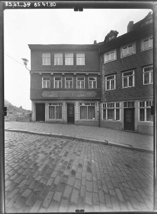 Nordhausen, Barfüßerstraße. Wohnhaus. Straßenfront
