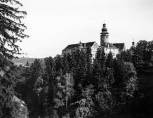 Schloss Lämberg : Schloss Lämberg (heute Schloss Lemberk, Tschechische Republik). Blick zum Schloss