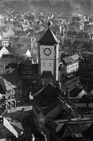 Freiburg i. Br.: Blick vom Münster zum "neuen" Schwabentor
