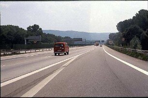 Ausfahrt aus Tangente Südwest (Landau Richtung Basel) zu Hauptfahrbahn West (Heidelberg Richtung Basel)