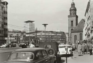 Frankfurt (Main), Roßmarkt, Blick nach Nordosten mit Katharinenkirche