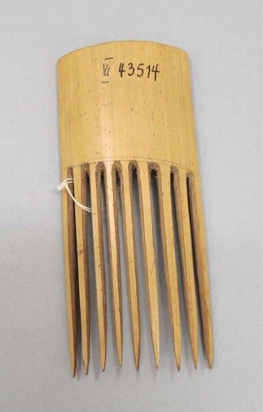 Comb