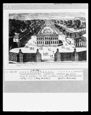 Das Schloss von Marly-le-Roi: Gartenansicht