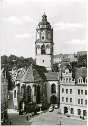 Meißen. Markt und Frauenkirche hoch