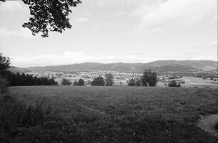 Blick von der Wallfahrtskapelle Giersberg ins Dreisamtal