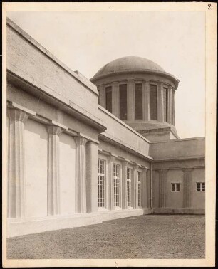 Bauten für die Jahrhundertausstellung 1913, Breslau: Innenhof
