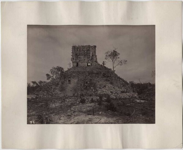 Façade du temple El Castillo