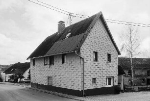 Wohnhaus; Grävenwiesbach, Naunstädter Weg 13