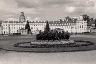 Karlsruhe - 1930er und 1940er Jahre. Schloss mit Schlossplatz