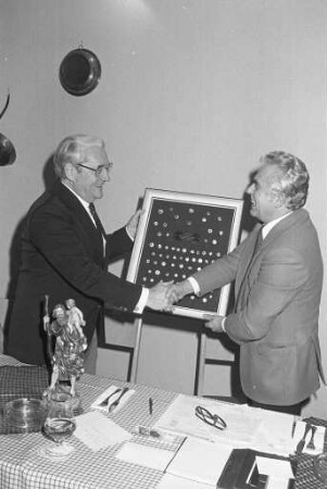 Ehrung des Sportkreises Karlsruhe für den Bürgermeister i.R. Walther Wäldele