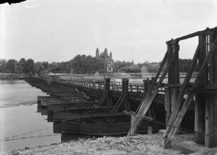Schiffbrücke