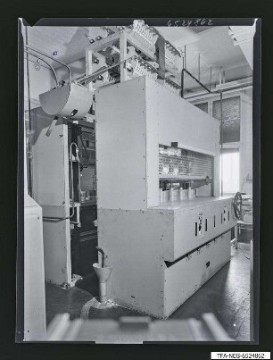 Doppelglühstand M 1748, Seitenansicht, Foto 1965