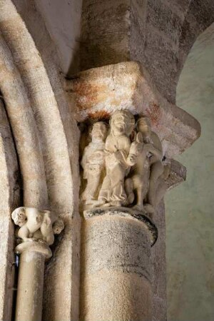 Frankreich. Limousin. Correze. Vigeois. Abbiatiale Saint Pierre. 12 Jahrhundert. Säulenkapitell