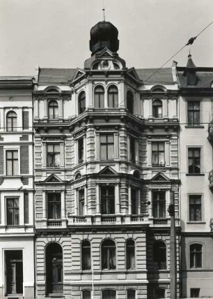 Cottbus, Bahnhofstraße 66. Wohnhaus. Straßenfront