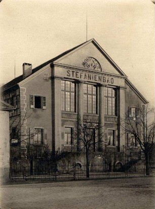 Weinbrenner-Gebäude in Karlsruhe und Umgebung. Stephanienbad