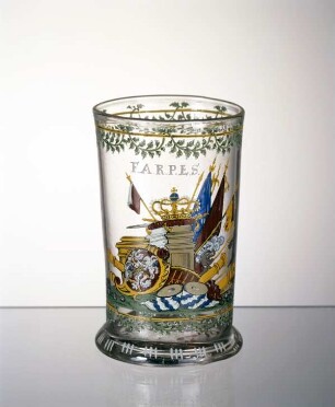 Trinkglas mit Trophäe und Widmung für August den Starken